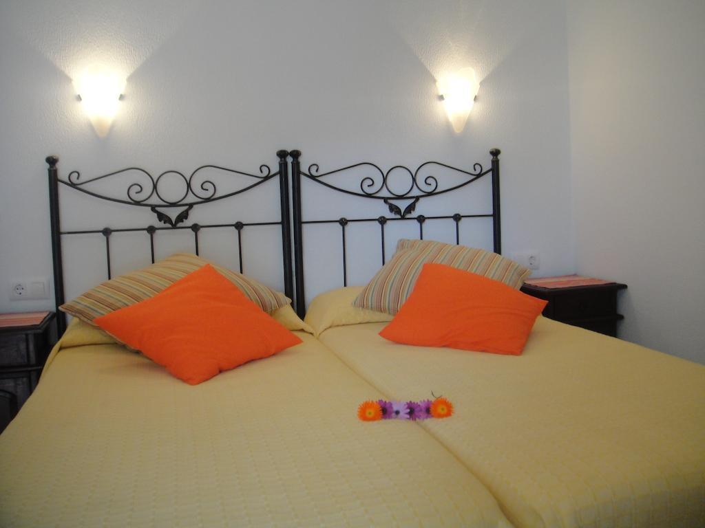 Casa La Felicidad Hotel Chiclana de la Frontera Room photo