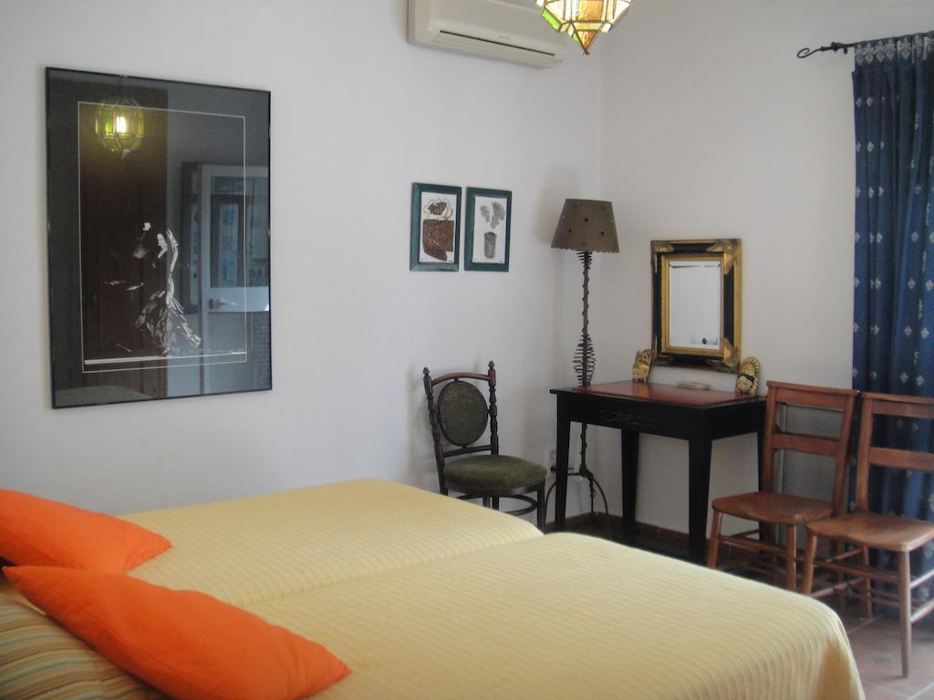 Casa La Felicidad Hotel Chiclana de la Frontera Room photo