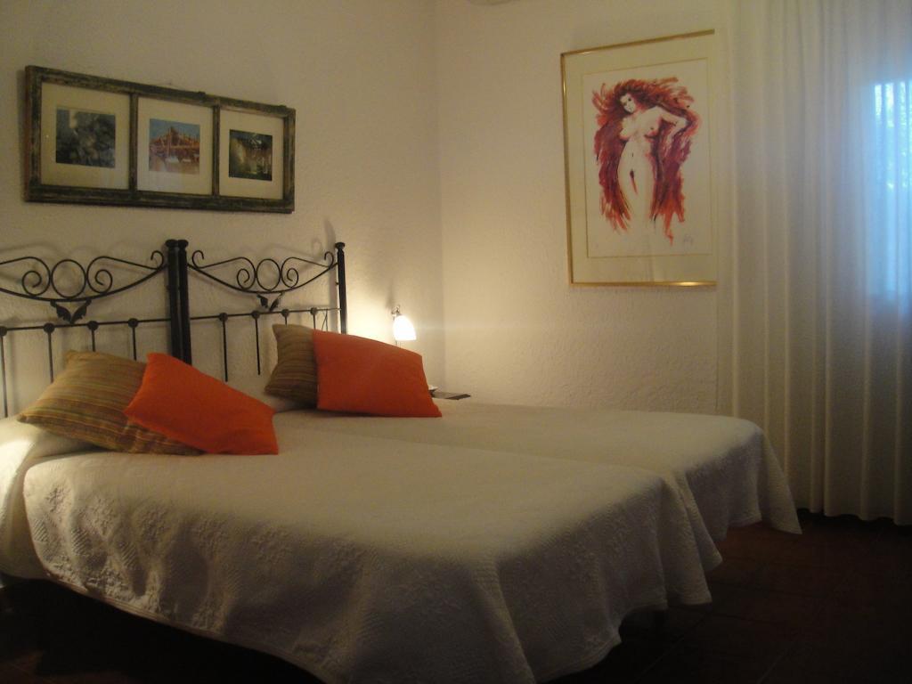 Casa La Felicidad Hotel Chiclana de la Frontera Room photo